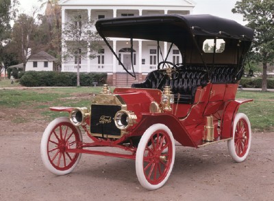 1908-1927-ford-model-t-1
